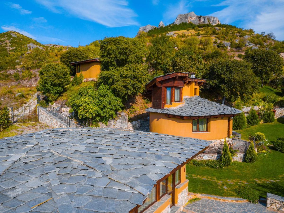 Ilindentsi Eco Village Under The Cliffs מראה חיצוני תמונה