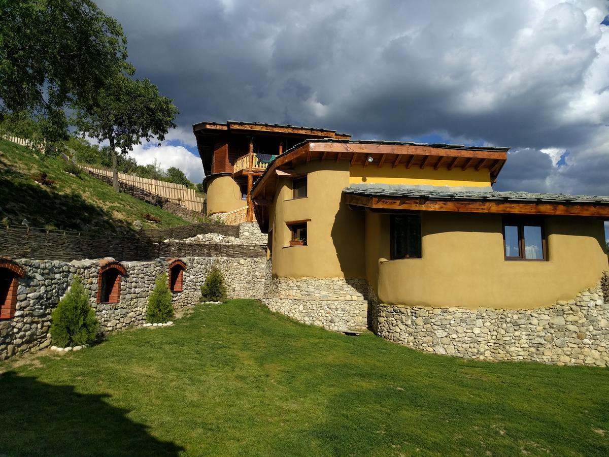 Ilindentsi Eco Village Under The Cliffs מראה חיצוני תמונה