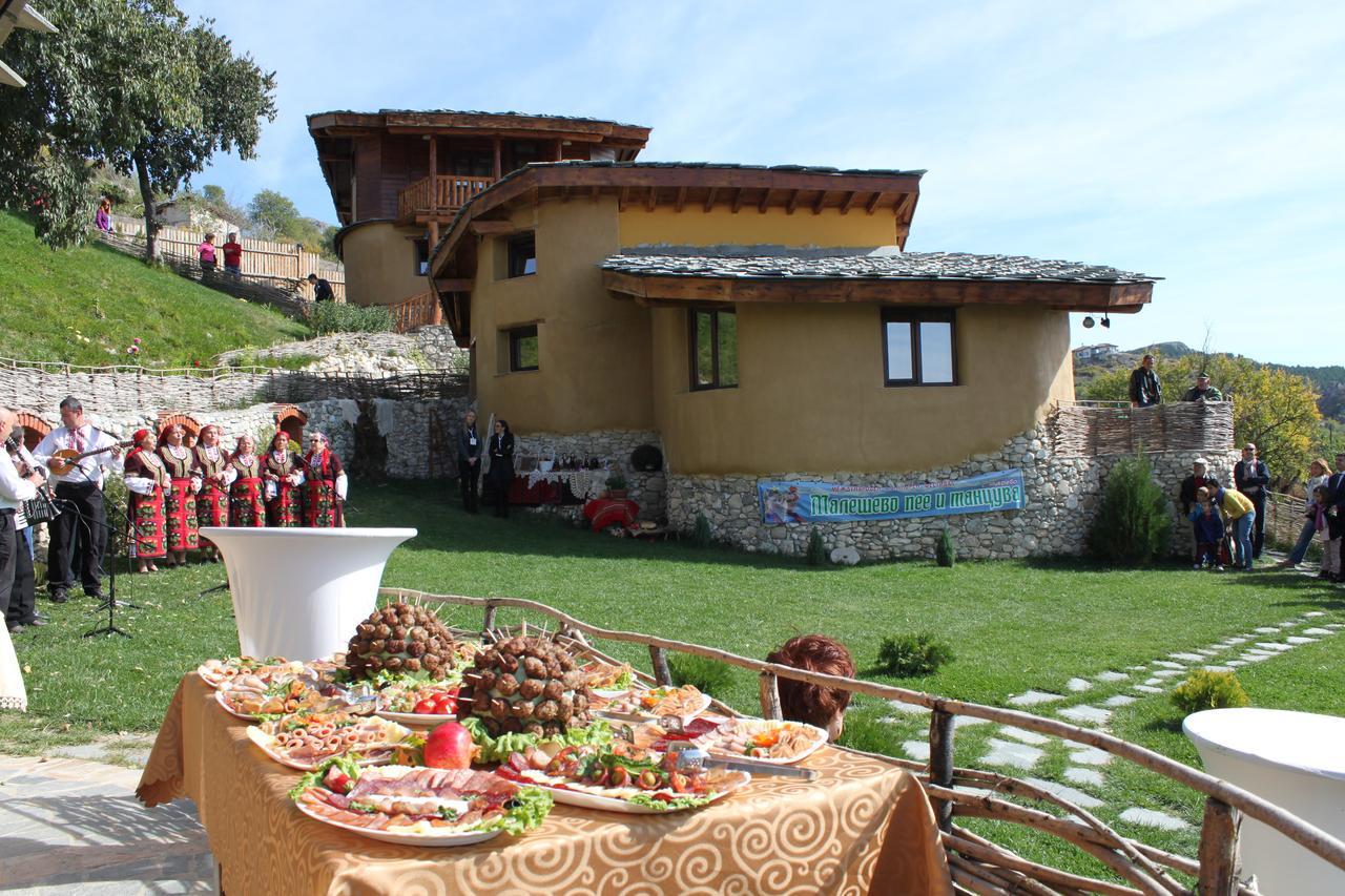 Ilindentsi Eco Village Under The Cliffs מראה חיצוני תמונה